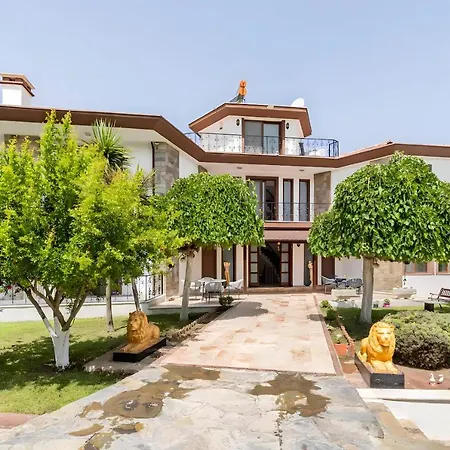 Salida Villa